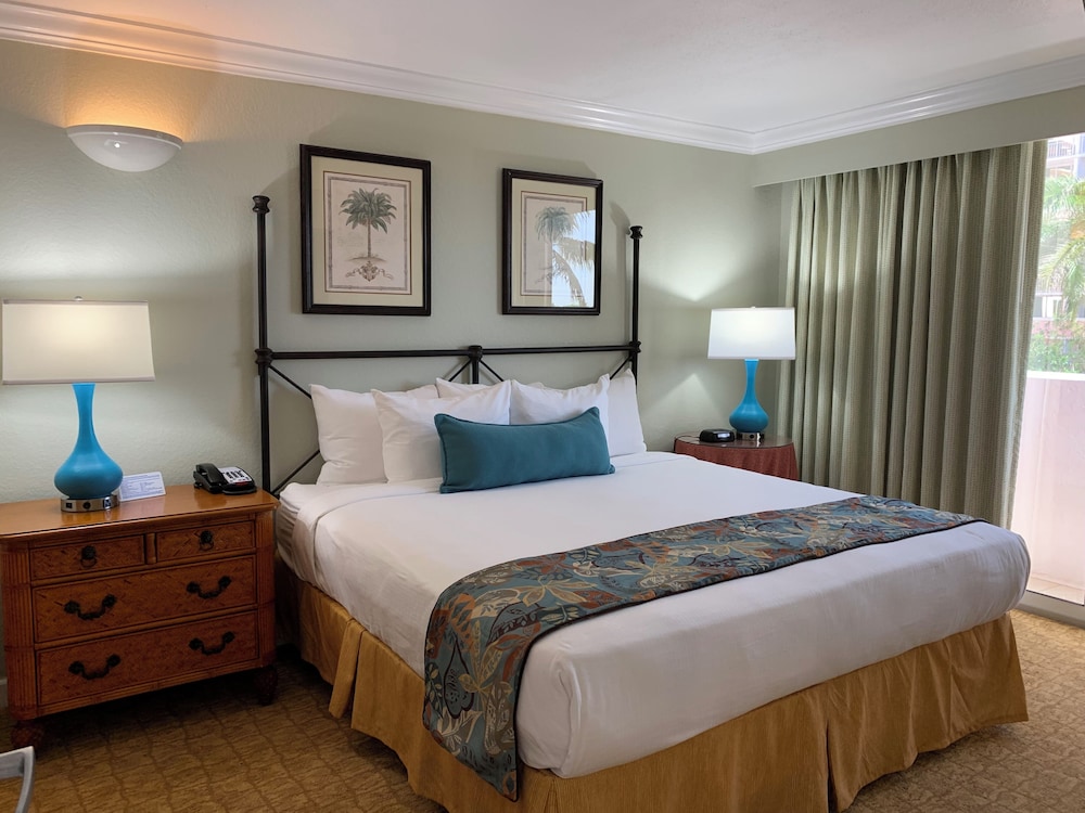 Deluxe Suite, 1 Bedroom, Ocean View - Photo 2