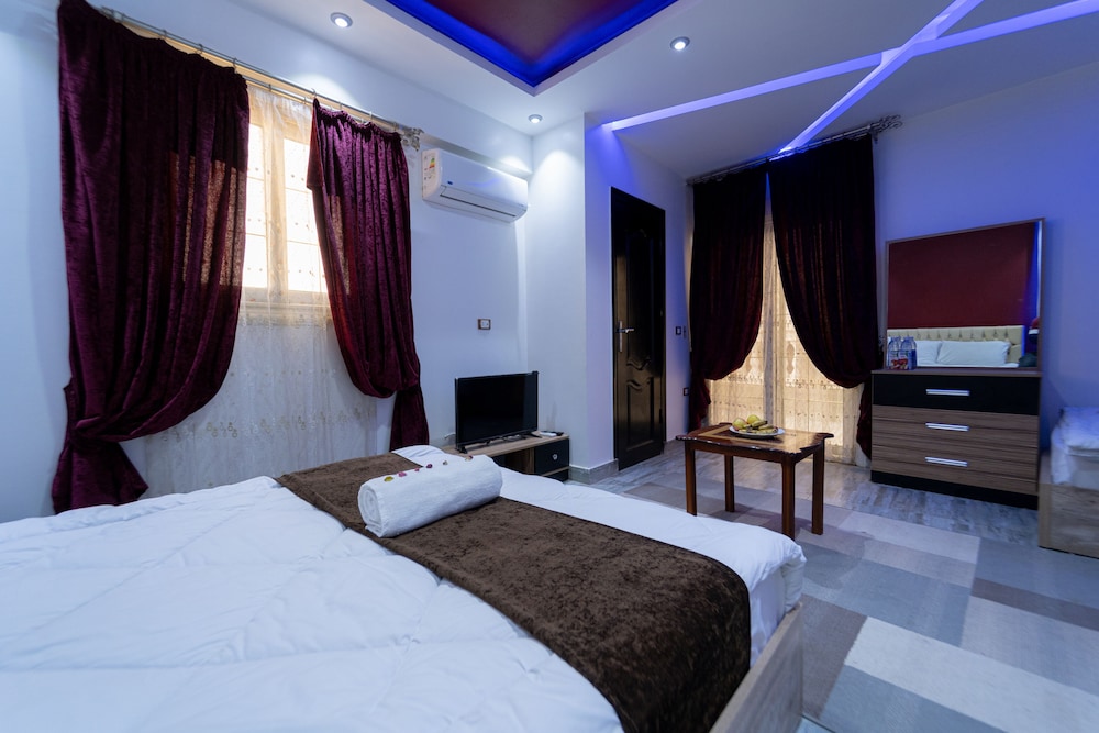 Deluxe Room, City View photo 2