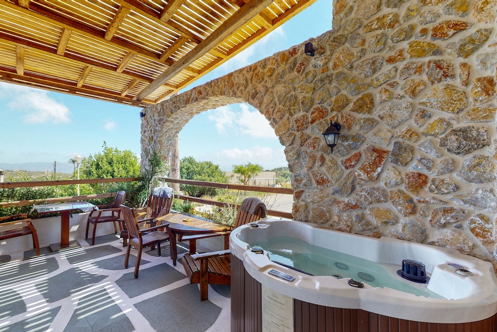 Premium Spa Suite photo 3