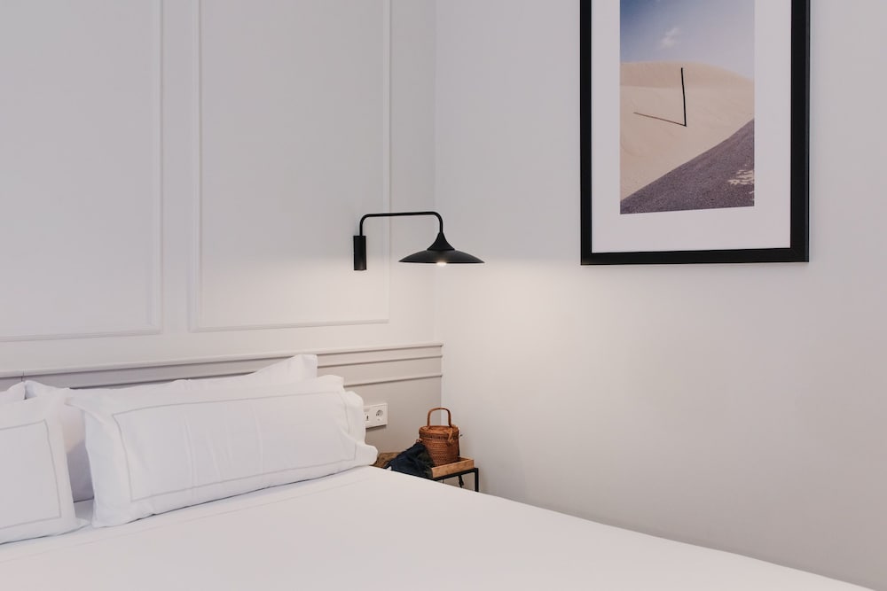 Double Room (2 Adults) - Photo 3