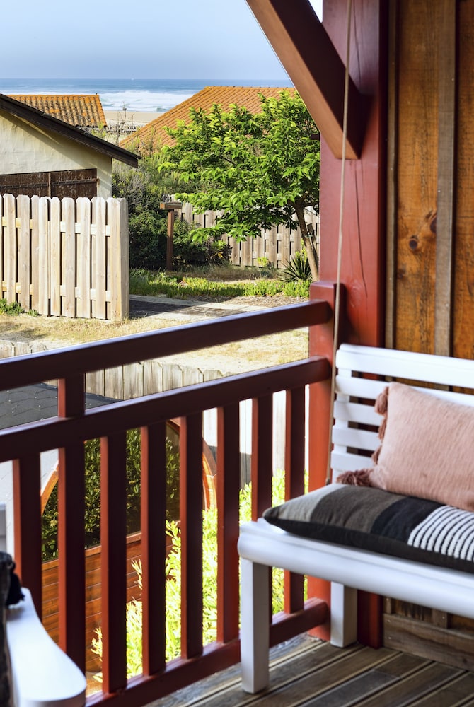 Comfort Double Room, Balcony, Partial Ocean View - Photo 2