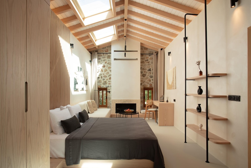 Chambre Double Deluxe, 1 grand lit, vue cour intérieure