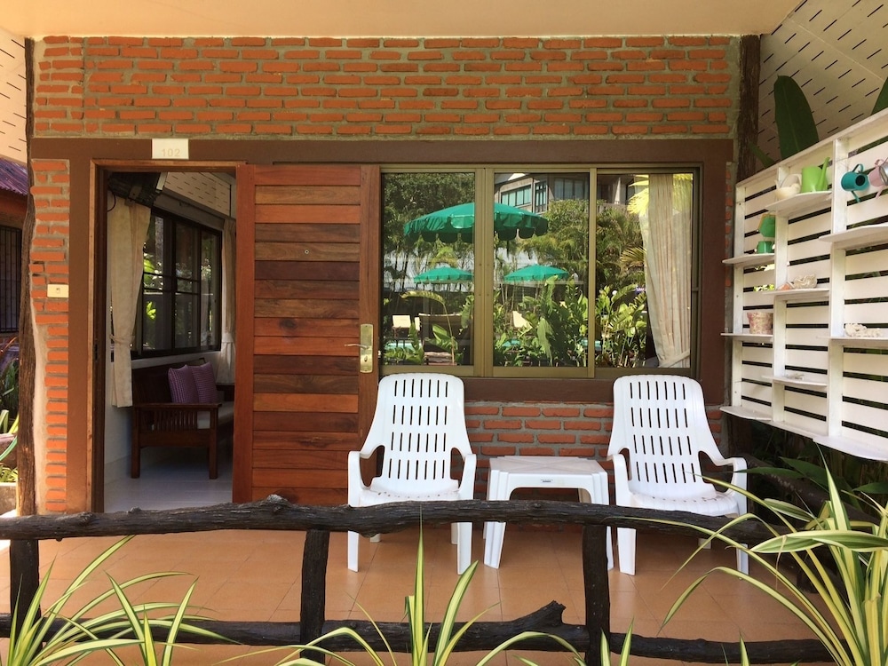 Standard Bungalow with Double Bed photo 3