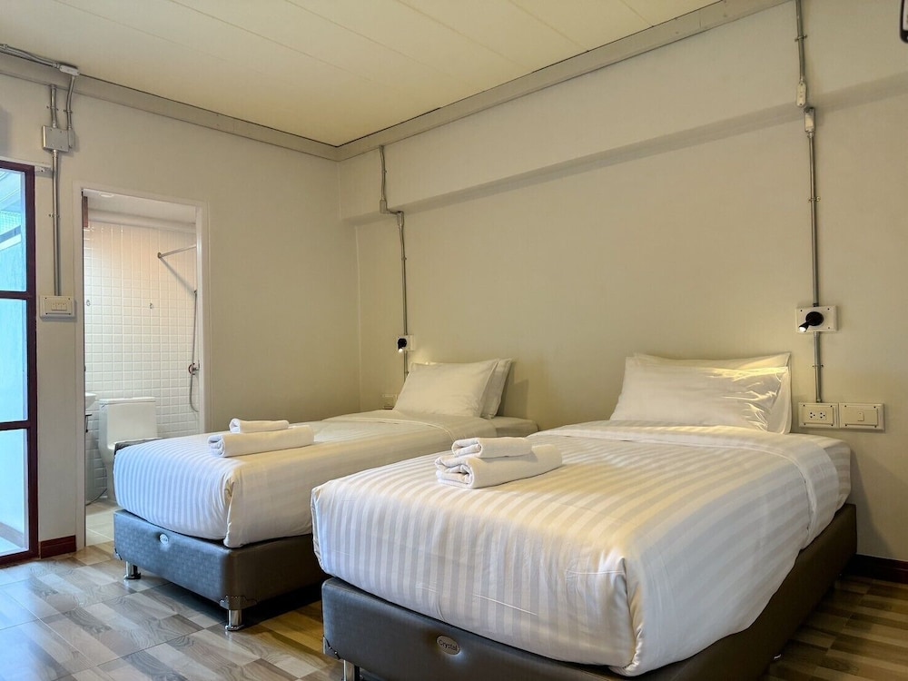 Deluxe Double Room, City View