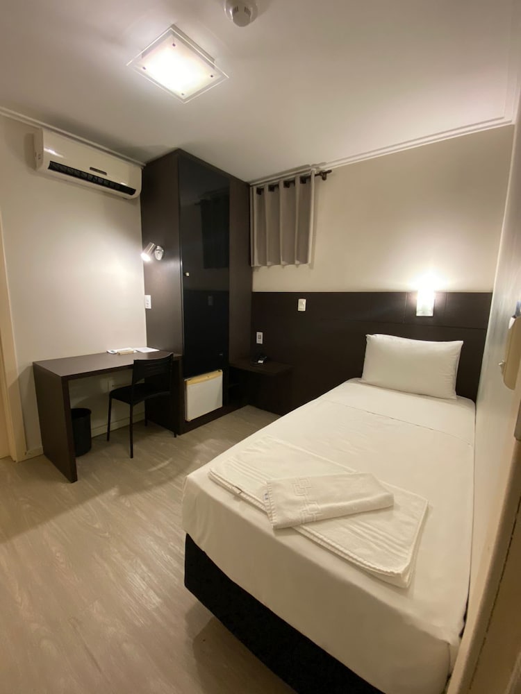 Standard Room photo 1