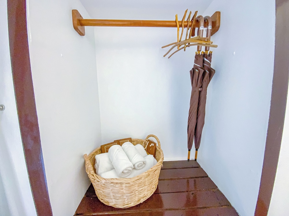 Sea View Villa with Bathtub - Photo 2