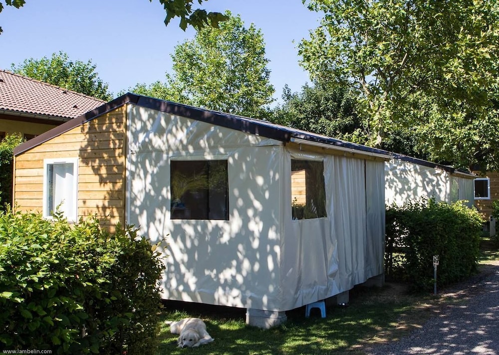 Mobile Home (Toilé) photo 2