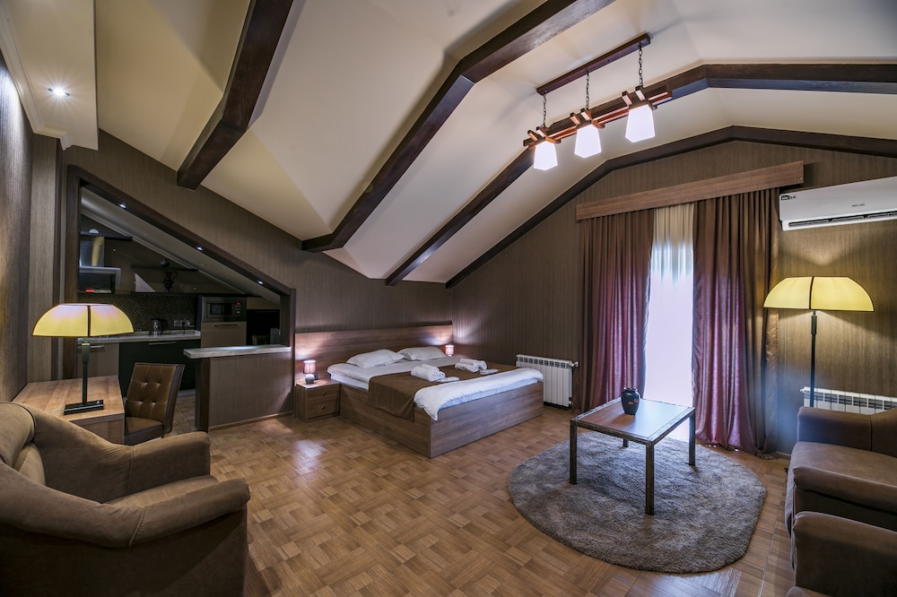 Signature Quadruple Room