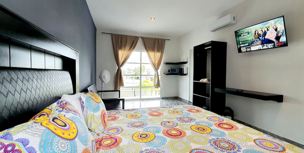 Deluxe Room 1B