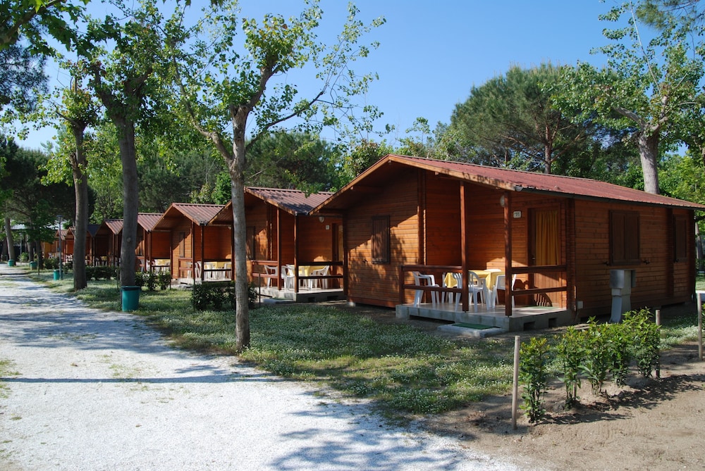Standard Chalet, 2 Bedrooms