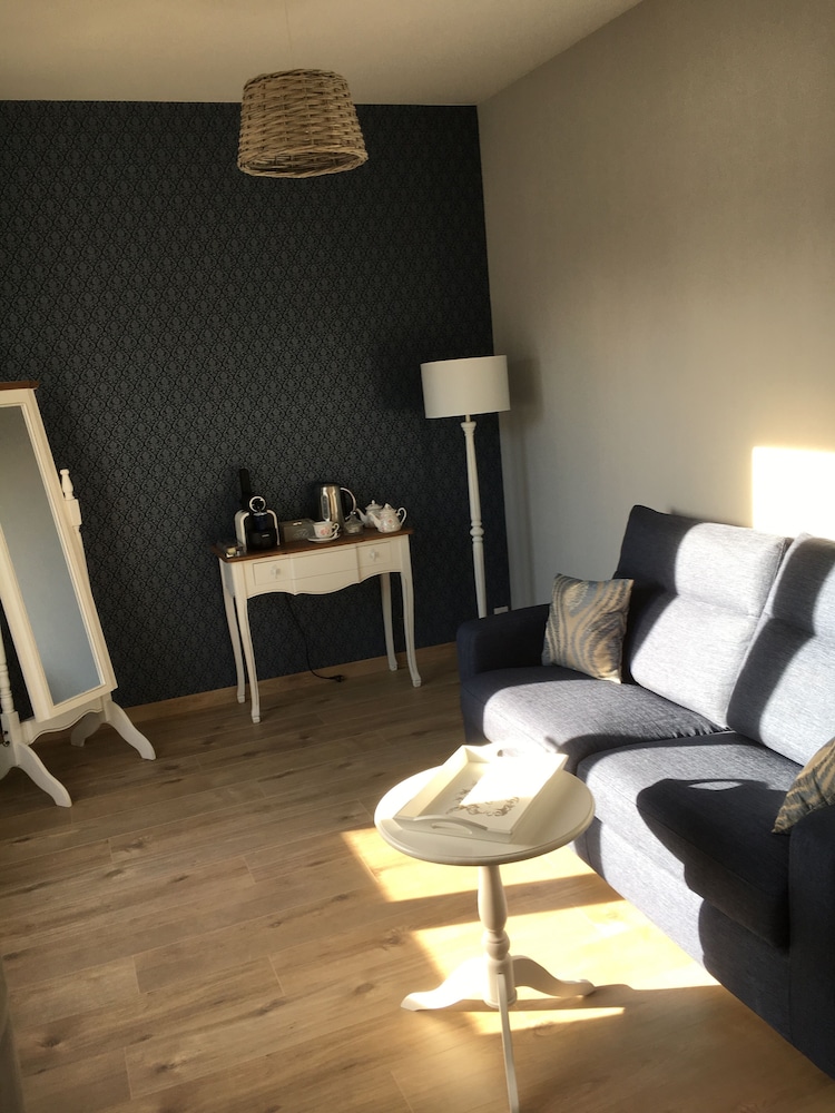 Family Room, Terrace (Alexandra) photo 3