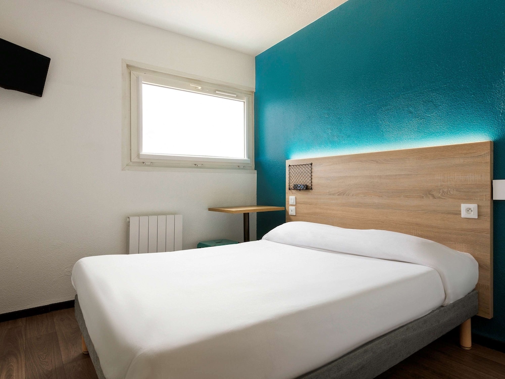 Standard Room, 1 Double Bed - Photo 7
