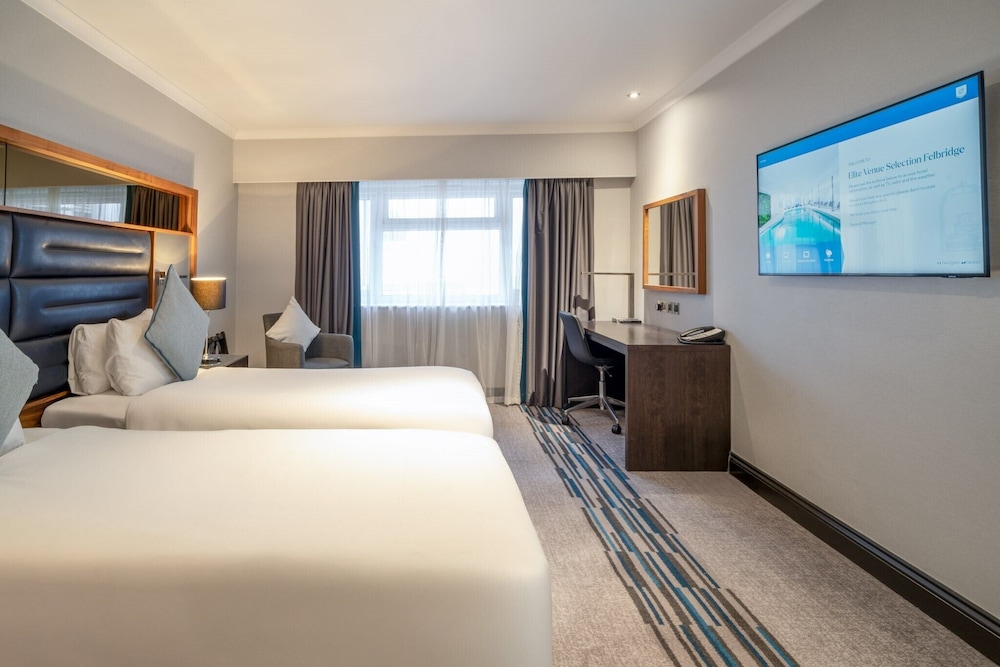 Executive Twin Room - Photo 6