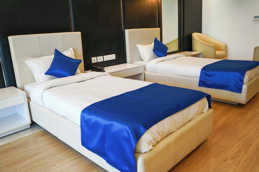 Double or Twin Room, 2 Twin Beds, Balcony, City View photo 1