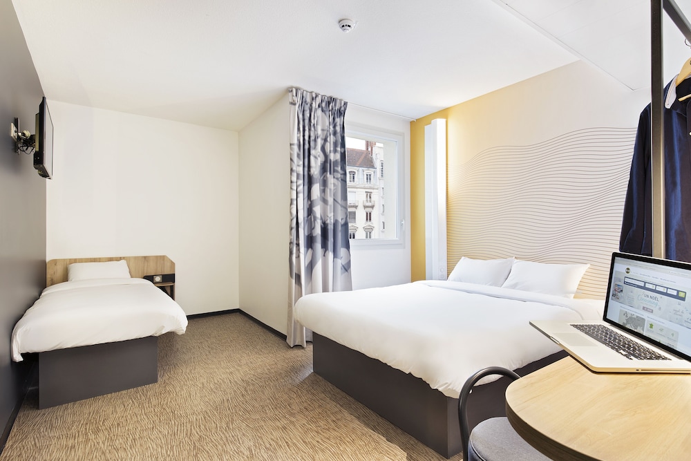 Triple Room - Photo 1