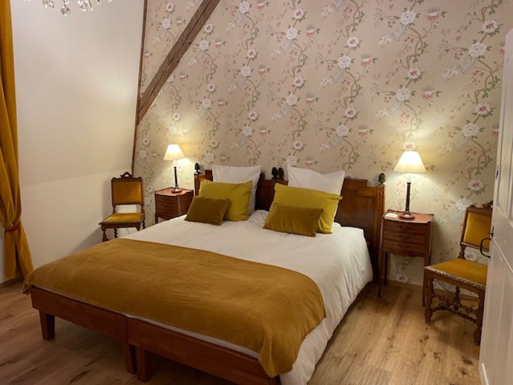 Deluxe Twin Room photo 2