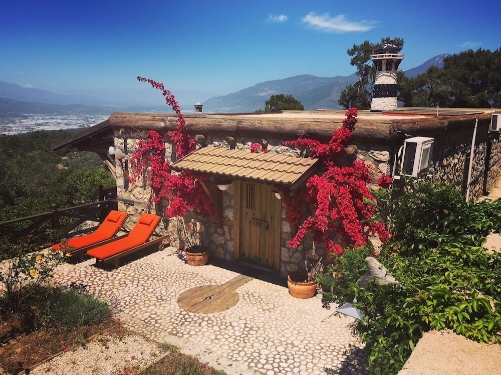 Signature Chalet