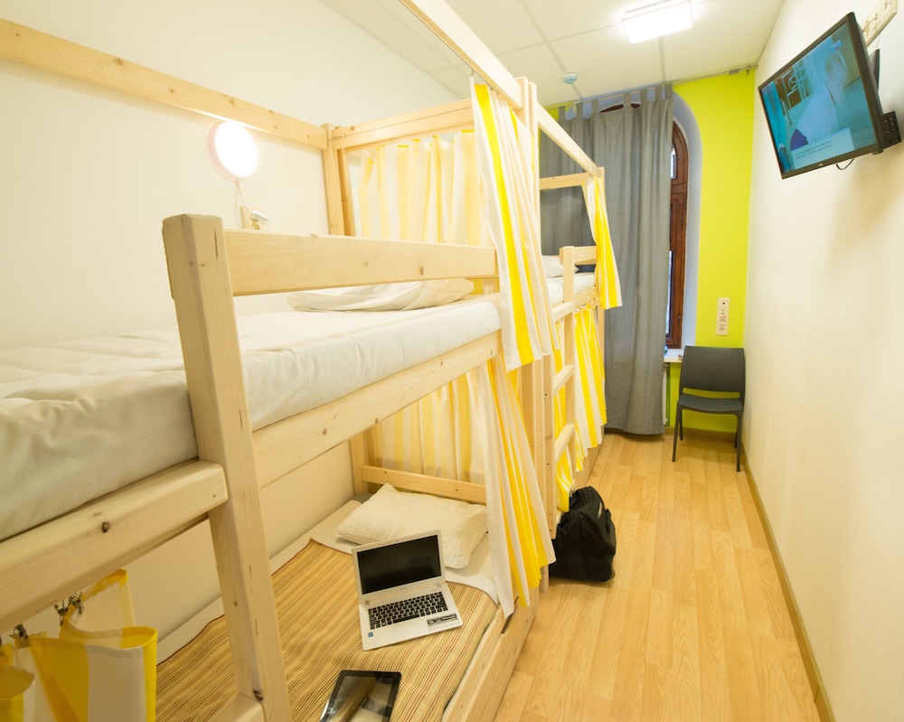 Quadruple Room, Shared Bathroom (Shared within 3 rooms) photo 1