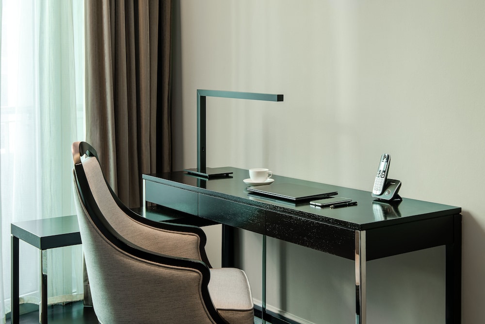 1-Bedroom Premier Twin
