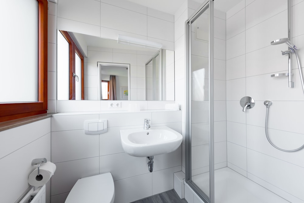 Hotel Garni am Olgaeck Stuttgart - Photo 24