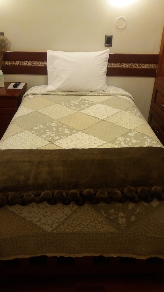 Single Room photo 3