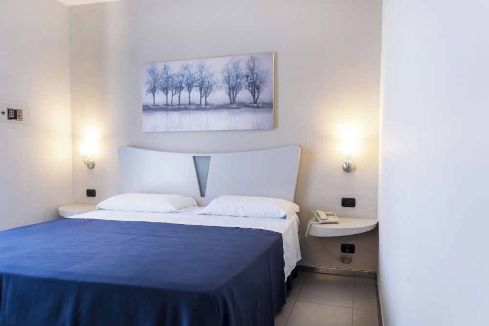 Superior Double or Twin Room - Photo 4