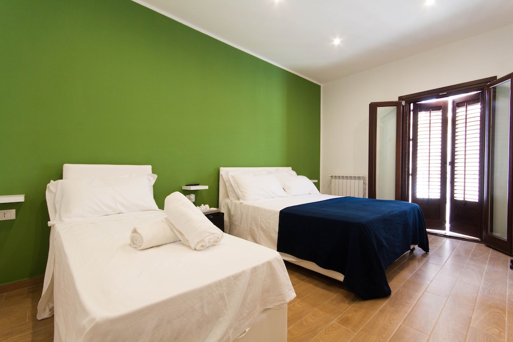 Superior Room, Non Smoking, City View