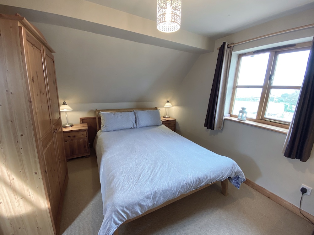 Superior Apartment, Non Smoking, Hill View (The Loft) photo 2