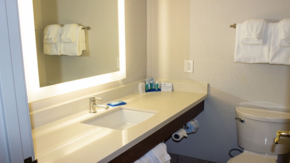 Standard Room - Photo 2