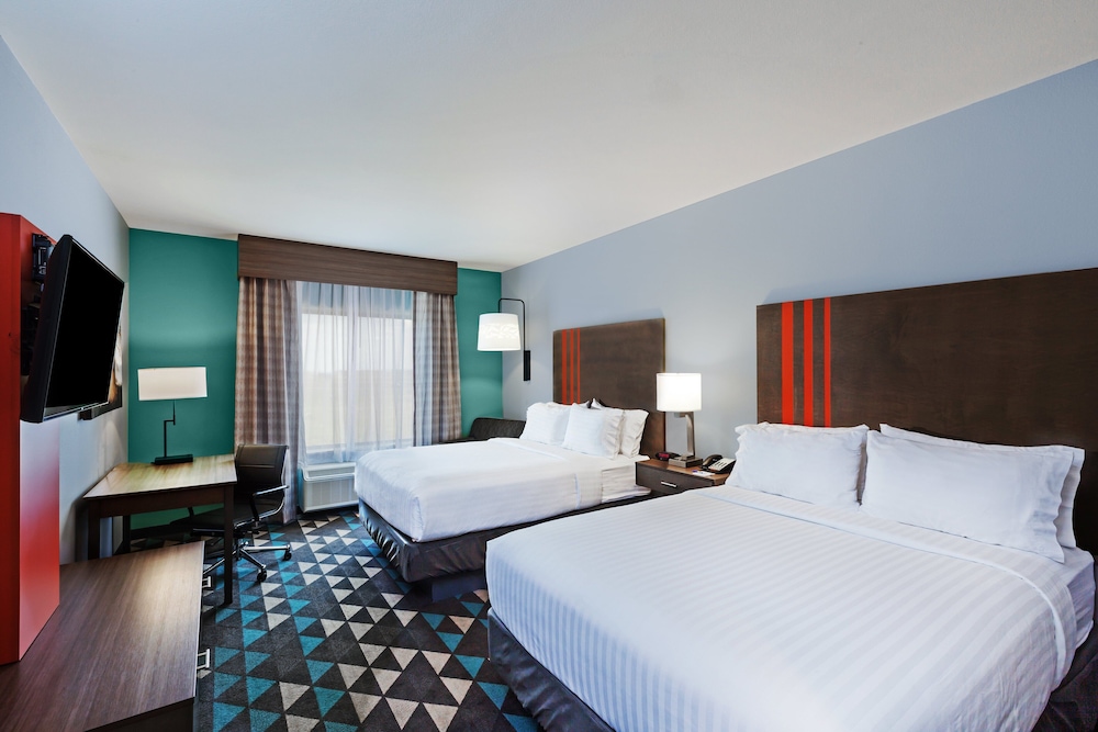 Standard Room, 2 Queen Beds, Accessible (Communication)