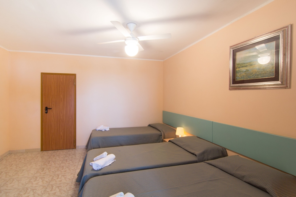 Dreibettzimmer