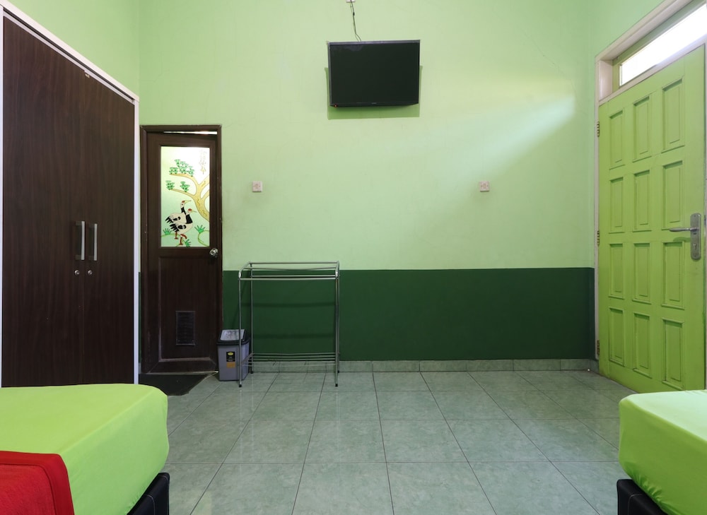 Deluxe Room - Photo 5