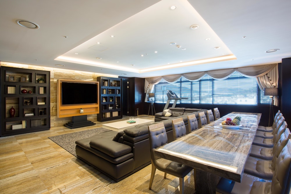 Royal Suite photo 3