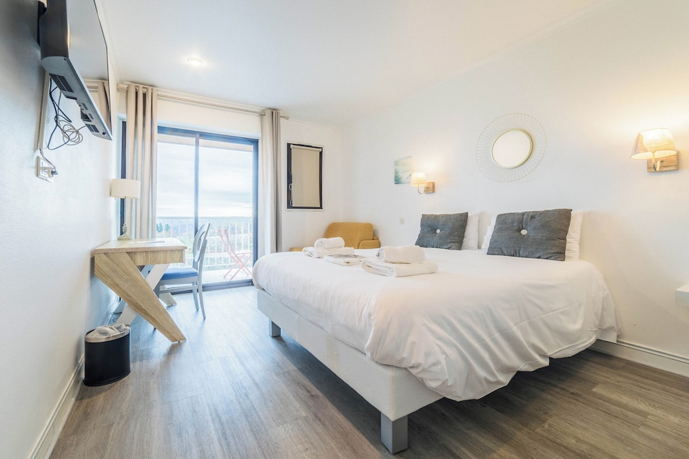 Comfort Triple Room photo 3