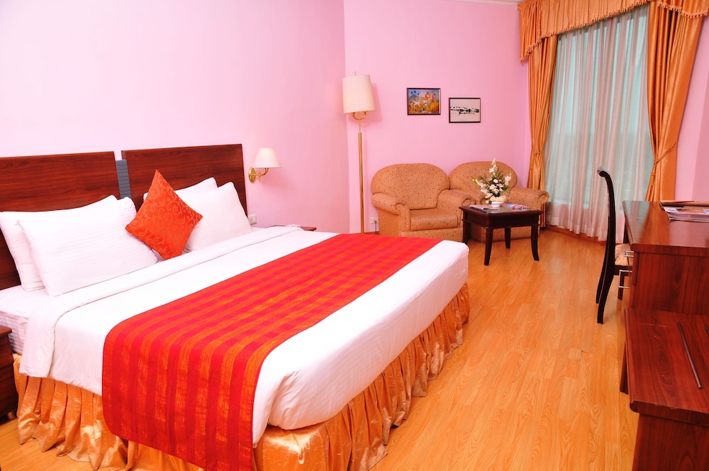 Deluxe Room - Photo 3