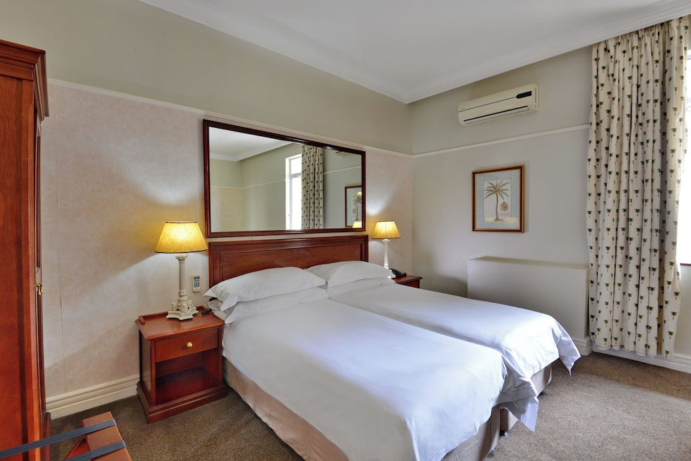 Standard Twin Room, 1 Bedroom, Non Smoking photo 1