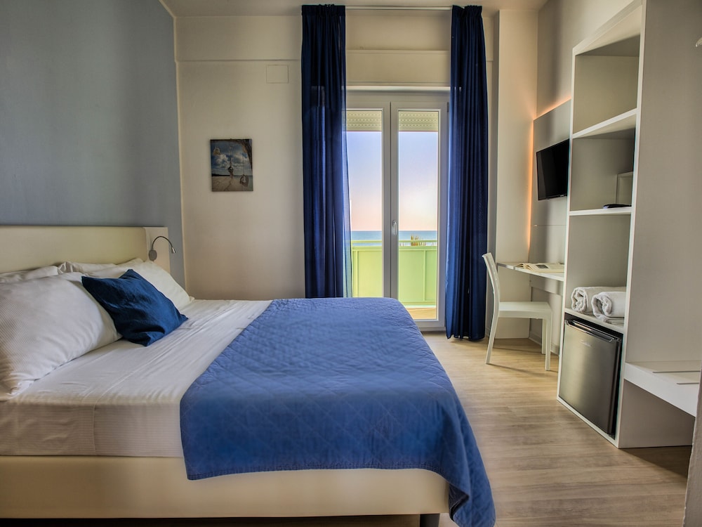 Superior Double Room photo 3