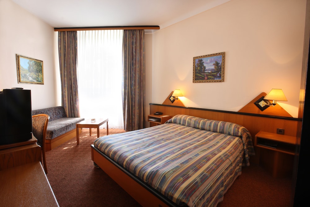 Standard Double Room photo 1