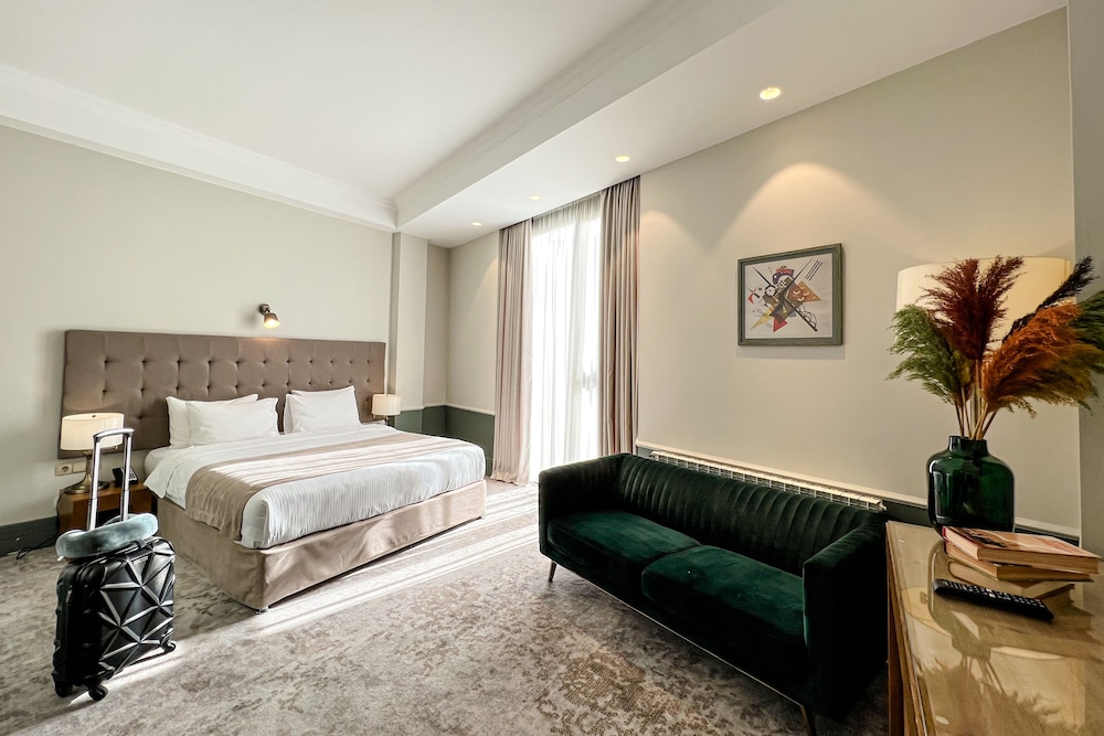 Suite photo 1