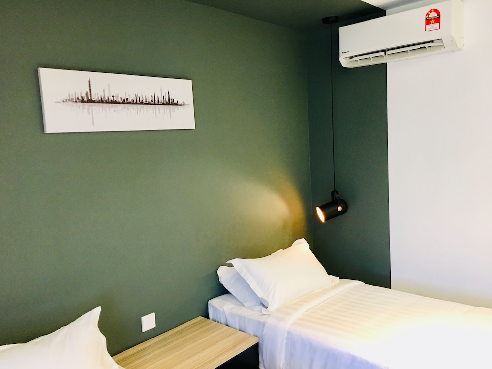 Deluxe Twin Room - Photo 8