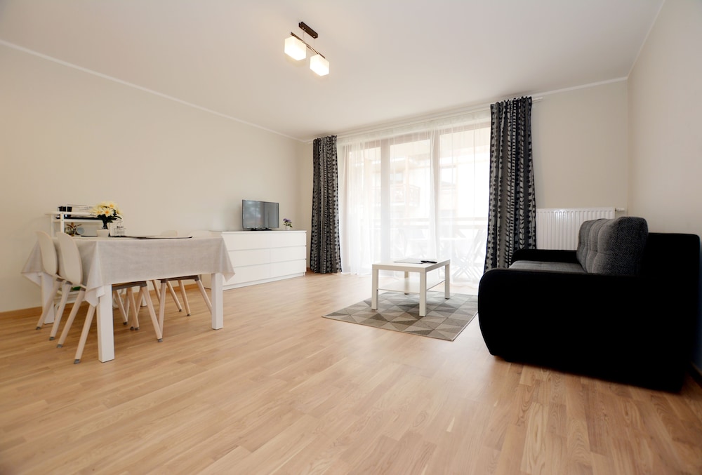 Apartment (9, Orla Bialego 11)