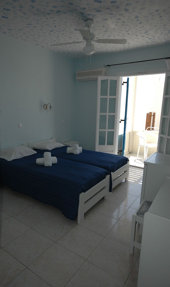 Standard Room photo 1