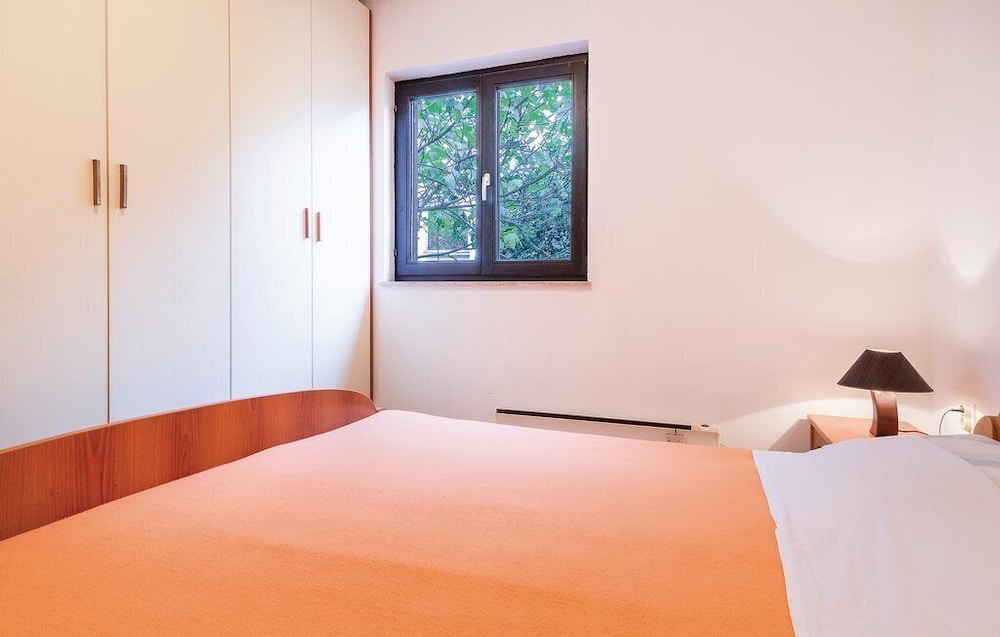 Apartment, 2 Bedrooms (769/1793)