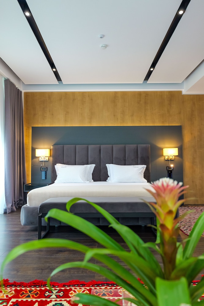 Suite photo 1
