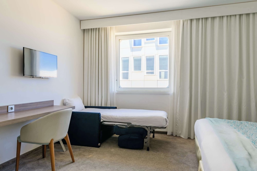Superior Room, 1 King Bed with Sofa bed