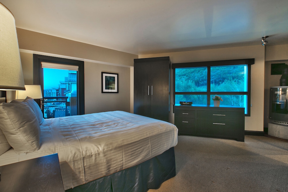 Junior Penthouse, 3 Bedrooms, Hot Tub / Pool Table photo 2