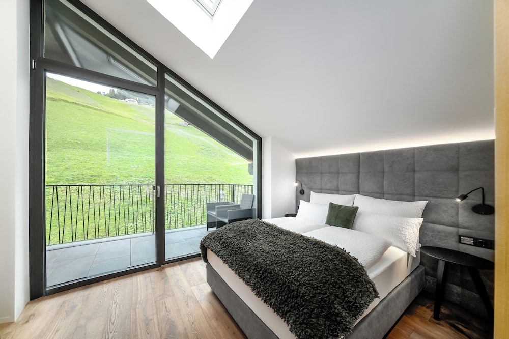 Penthouse Suite photo 2
