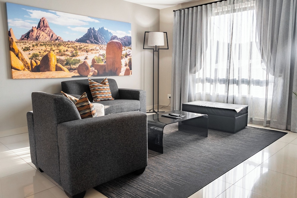 Standard Apartment, 1 Bedroom, Hill View photo 3