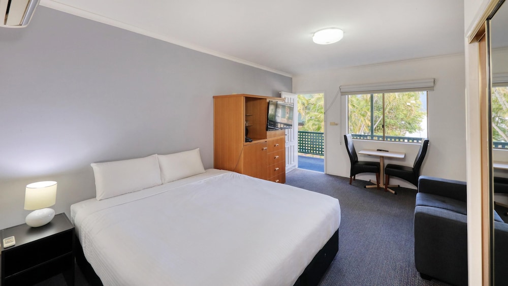 Family Room, Multiple Beds, Non Smoking - Photo 4