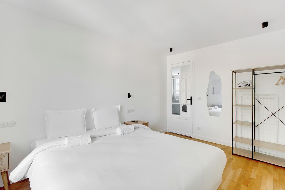 Elite Apartment